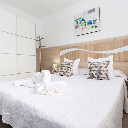Home2book Oceans Of Calm Apt, Terrace & Pool Apartment Corralejo
